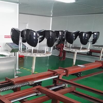 ガラスボトルまたは金属ボトル 完全な自動塗料噴霧生産ライン 自動噴霧塗料マシン UV金属噴霧ライン